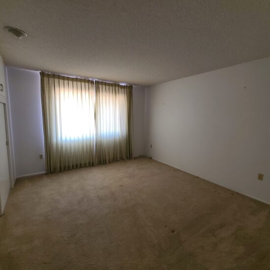guest bedroom before remodel