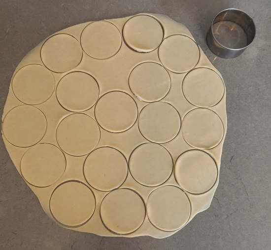 2 inch pie circles