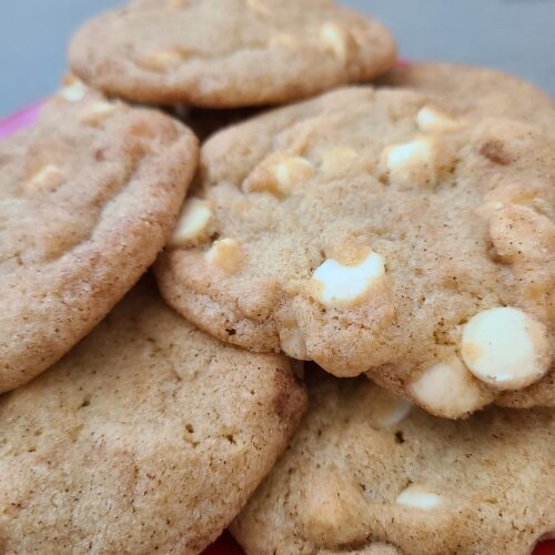 white chocolate churro cookies